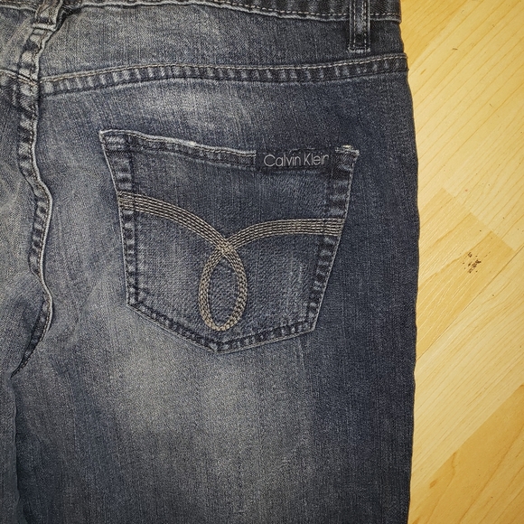 Calvin Klein cuffed crop jeans - Picture 9 of 9